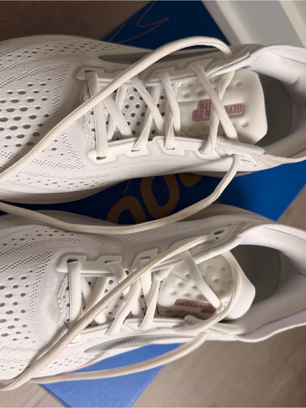 Brooks Glycerin GTS 23 running/walking sneakers - Picture 3 of 8